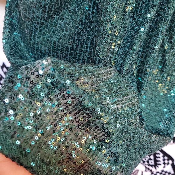 Fashion Nova 3X Endless Nights Sequipn Mini Dress NWT Hunter Green Mermaid - Picture 6 of 14